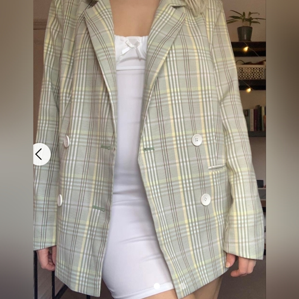 Urban Outfitters Gray and Cream Plaid Blazer